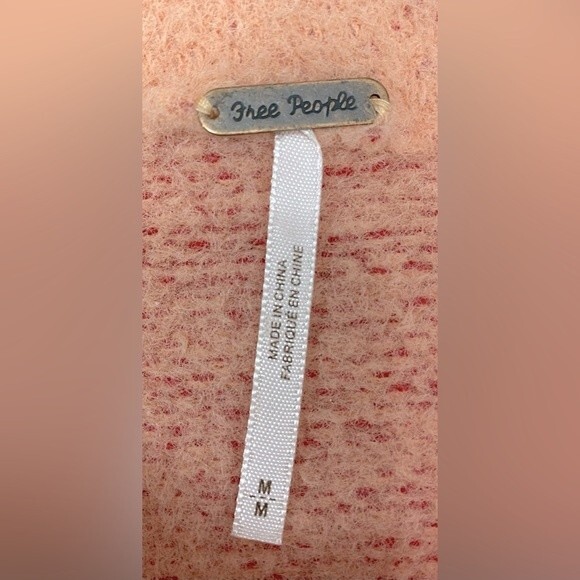 Free People Women's Cherry Peach Color Combo Stretch Long Sleeve Sweater Sz Med - Picture 2 of 8